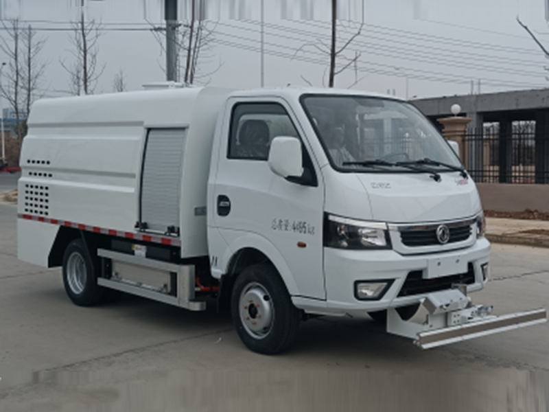 CL5041TYHBEV型純電動(dòng)路面養(yǎng)護(hù)車